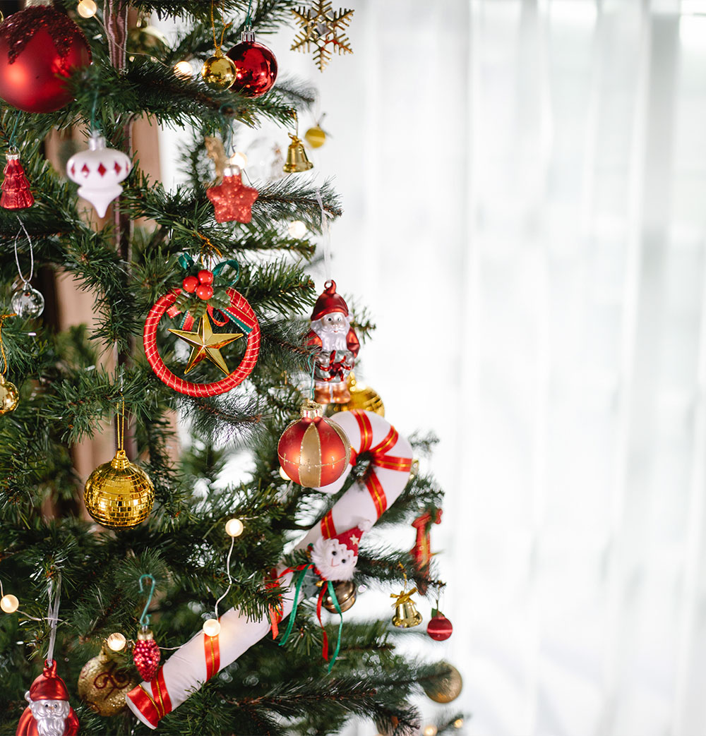 Ozdoby na vánoční stromek: ozdoby, hvězdy a přívěsky
